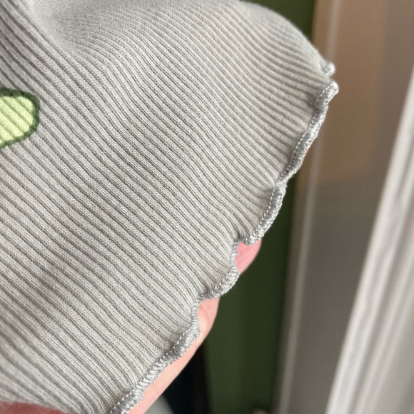 Women's H&M T-shirt Size S Gray Avocado Print - Picture 5 of 7